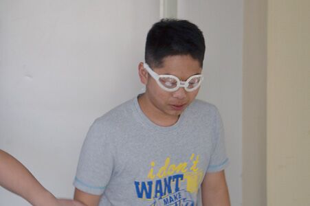 近视手术专家凌富为爱子“动刀”  圆儿子军校梦 