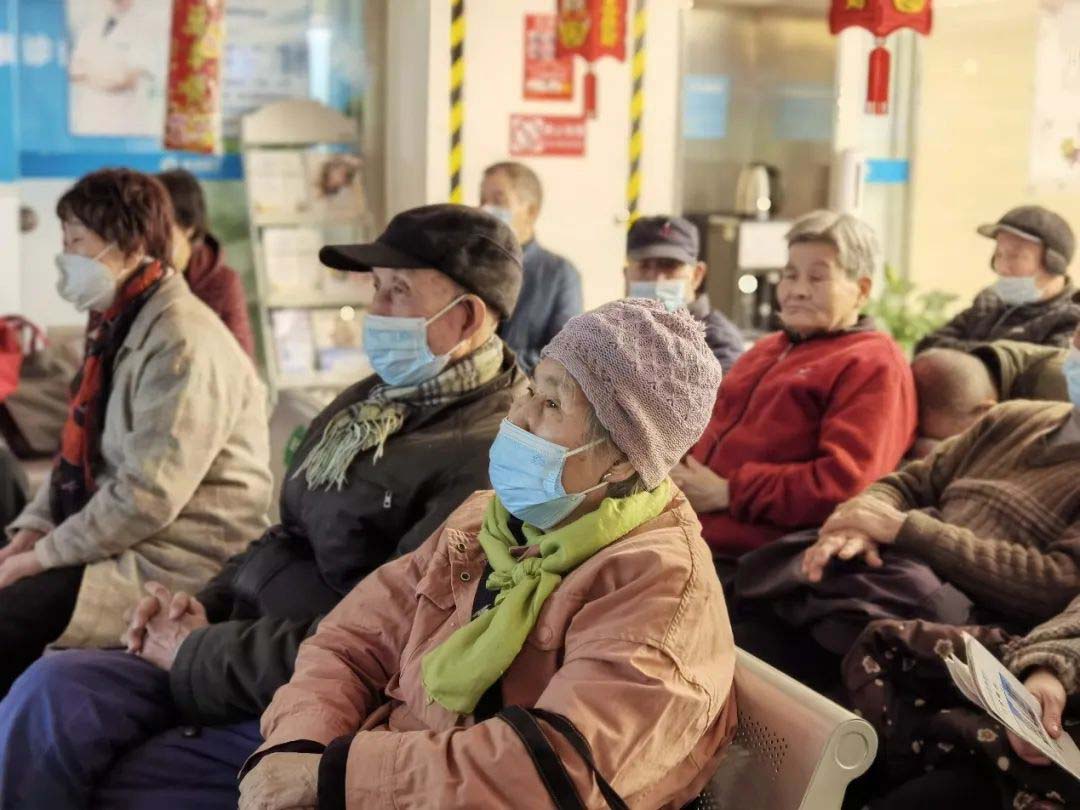 “铂晶伴您辞旧岁，清晰视界迎新年”西安普瑞眼科铂晶白